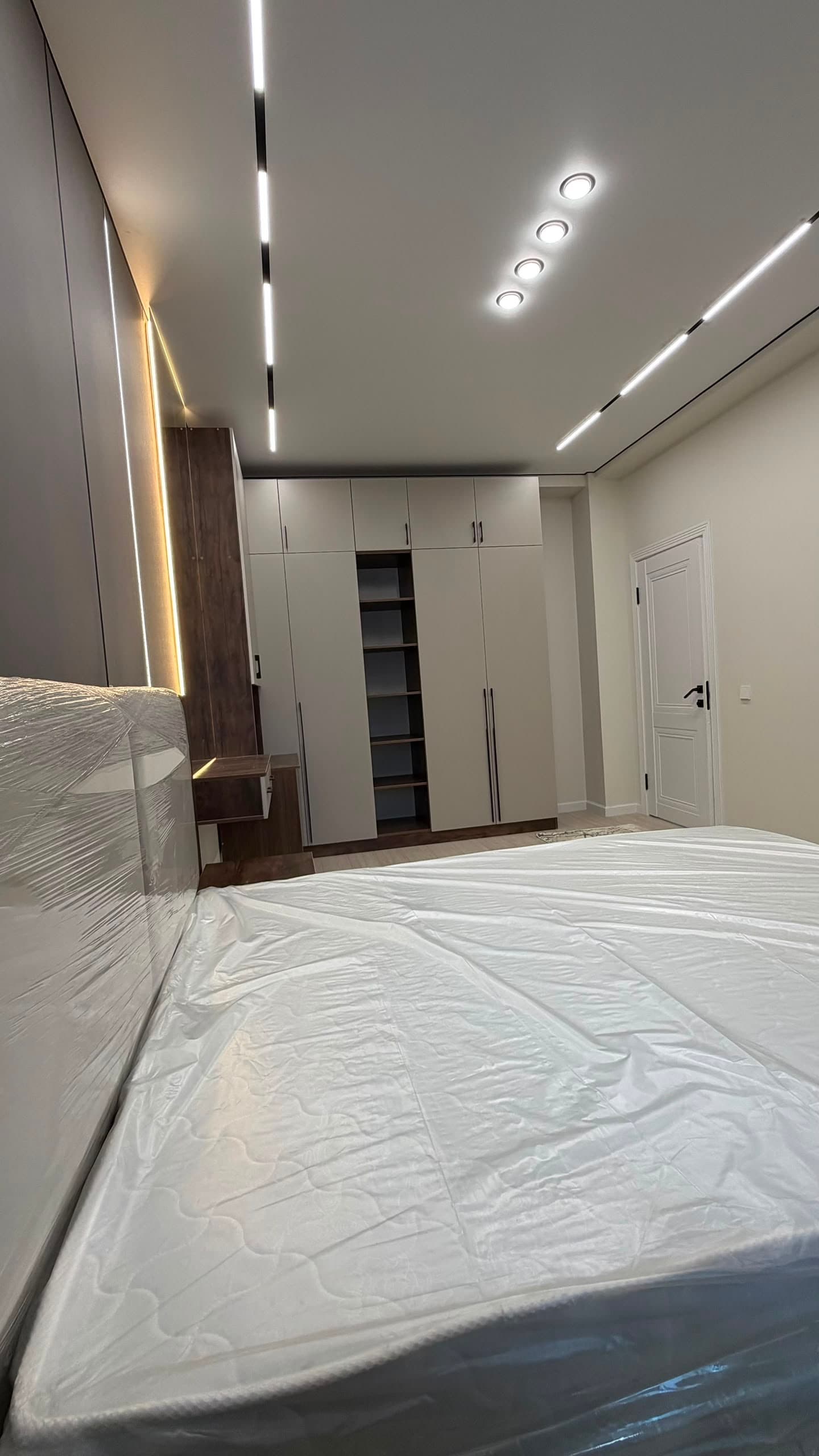 Продажа, Элитка, 2 ком, 77 м2, этаж 10/12, ж/к Кап Строй Сити (Capstroy City), Сост: Евроремонт - фото 9