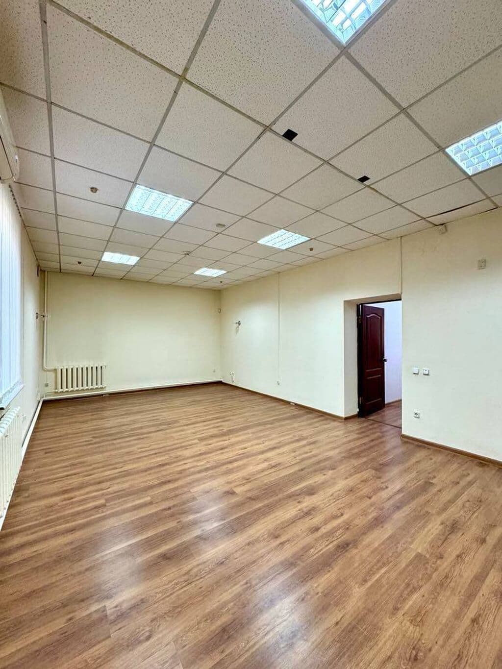 Аренда, Офис, Коммерческая, 400 м2, этаж 1/3, Сост: Хорошее - фото 4