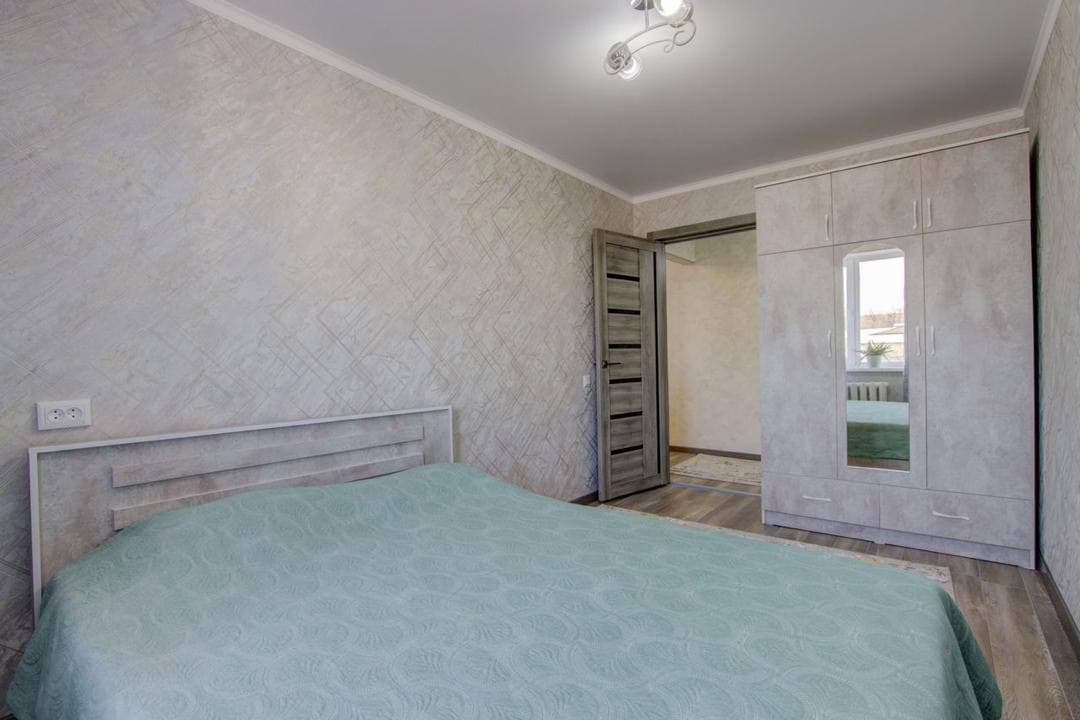Аренда, 104 серия, 2 ком, 44 м2, этаж 4/4, Сост: Евроремонт - фото 2