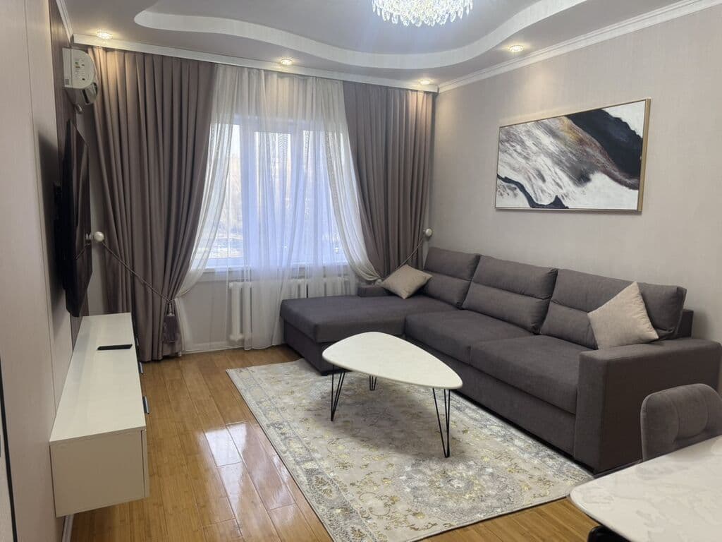 3 ком, 106 улучшенная, 81 м2, этаж 2/9, Сост: Евроремонт
