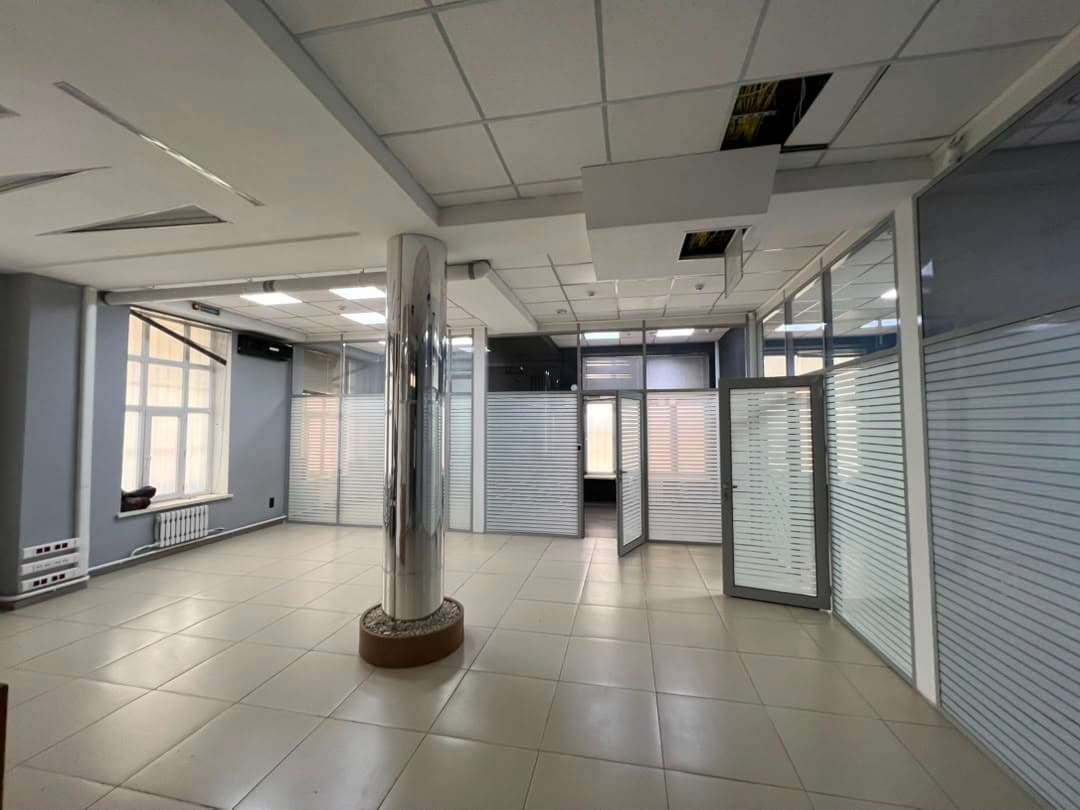 Аренда, Офис, Коммерческая, 300 м2, этаж 1/7, Сост: Евроремонт - фото 11
