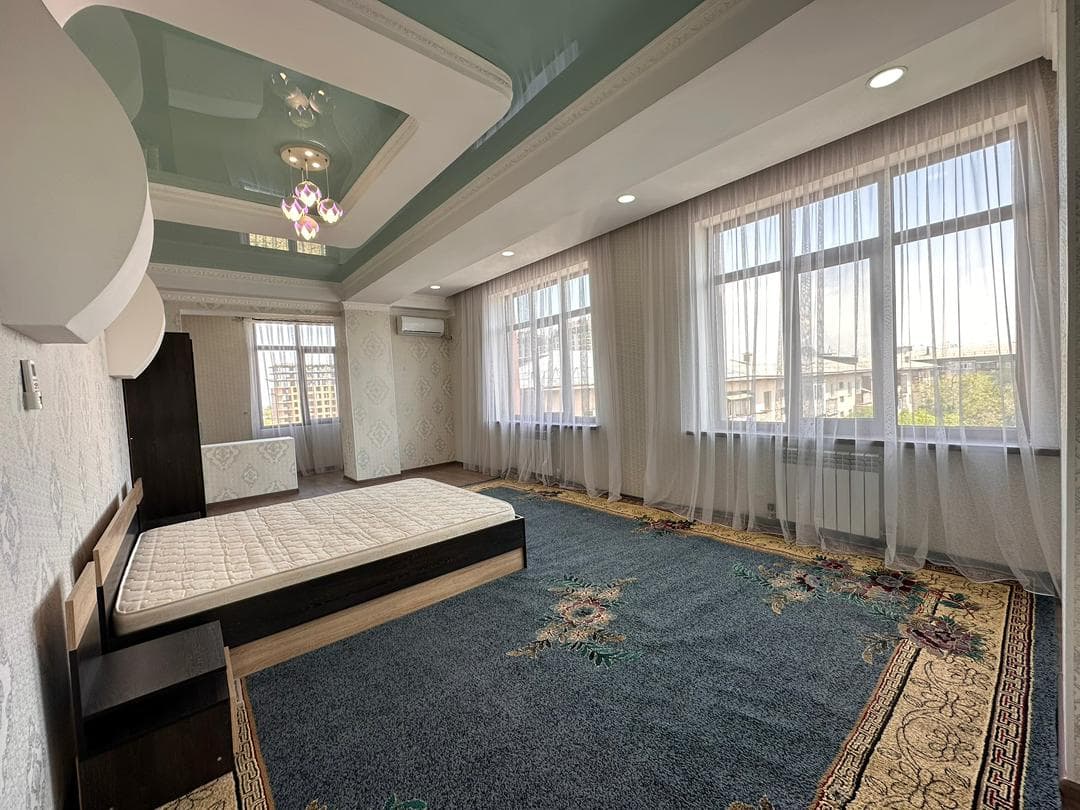 Элитка, 3 ком, 157 м2, этаж 5/12, Сост: Среднее - фото 2