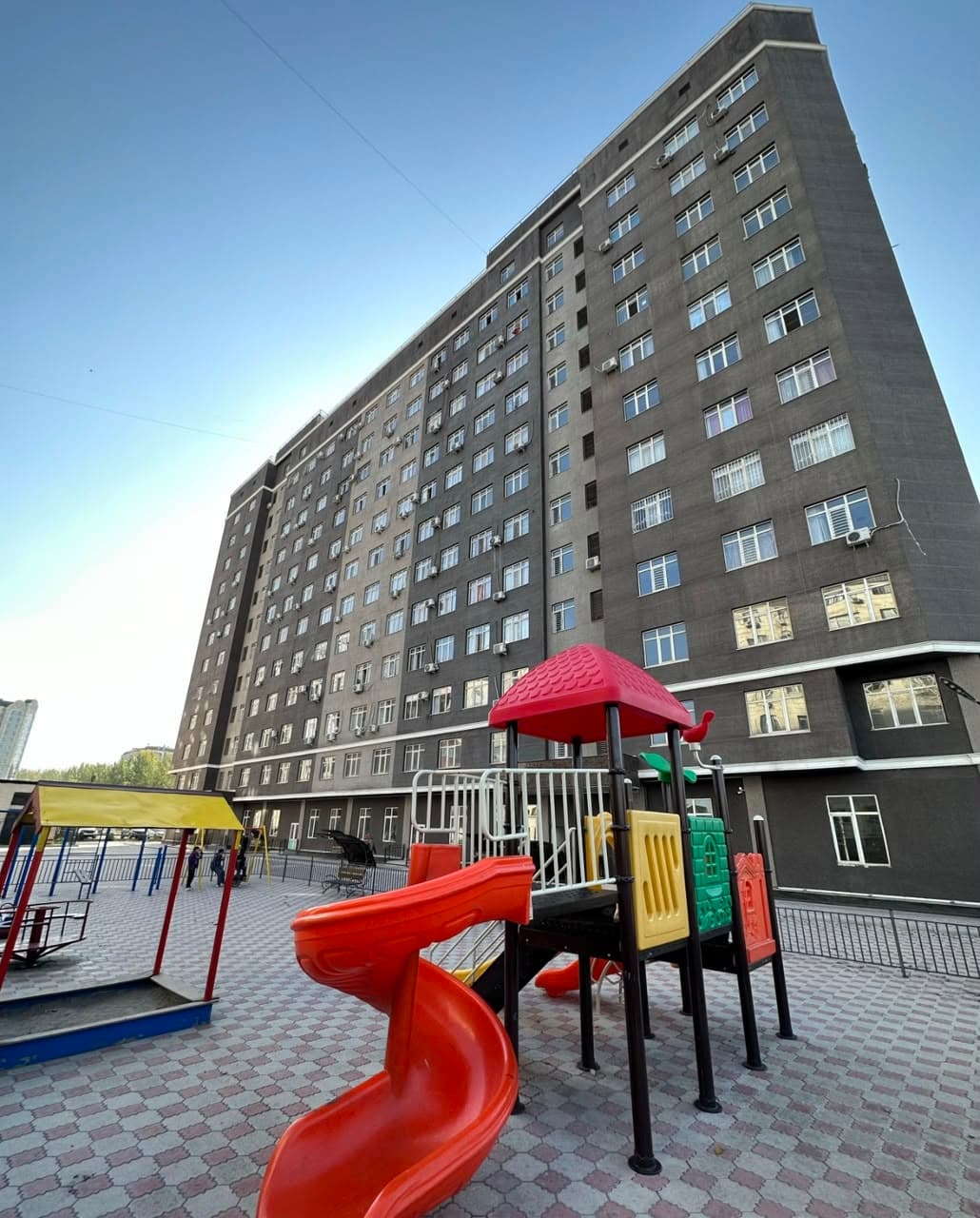 Элитка, 3 ком, 130 м2, этаж 6/12, ж/к Тынчтык (Мира/Юж.маг), Сост: Хорошее - фото 4