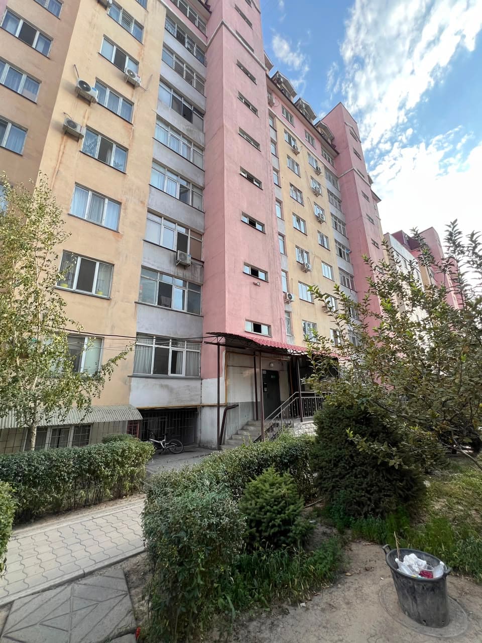 Элитка, 1 ком, 44 м2, этаж 8/10, ж/к БИШКЕК КУРУЛУШ (Bishkek Kurulush), Сост: Среднее - фото 1