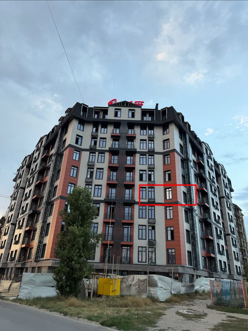 Элитка, 3 ком, 82.5 м2, этаж 4/10, Сост: Евроремонт - фото 2