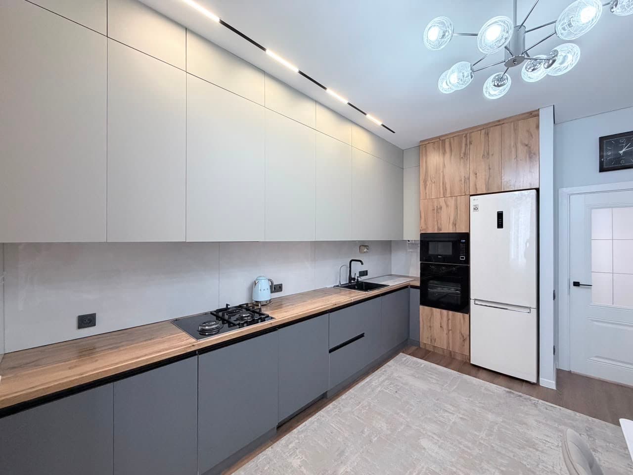 Продажа, Элитка, 3 ком, 108 м2, этаж 7/12, ж/к Кап Строй Сити (Capstroy City), Сост: Евроремонт - фото 6