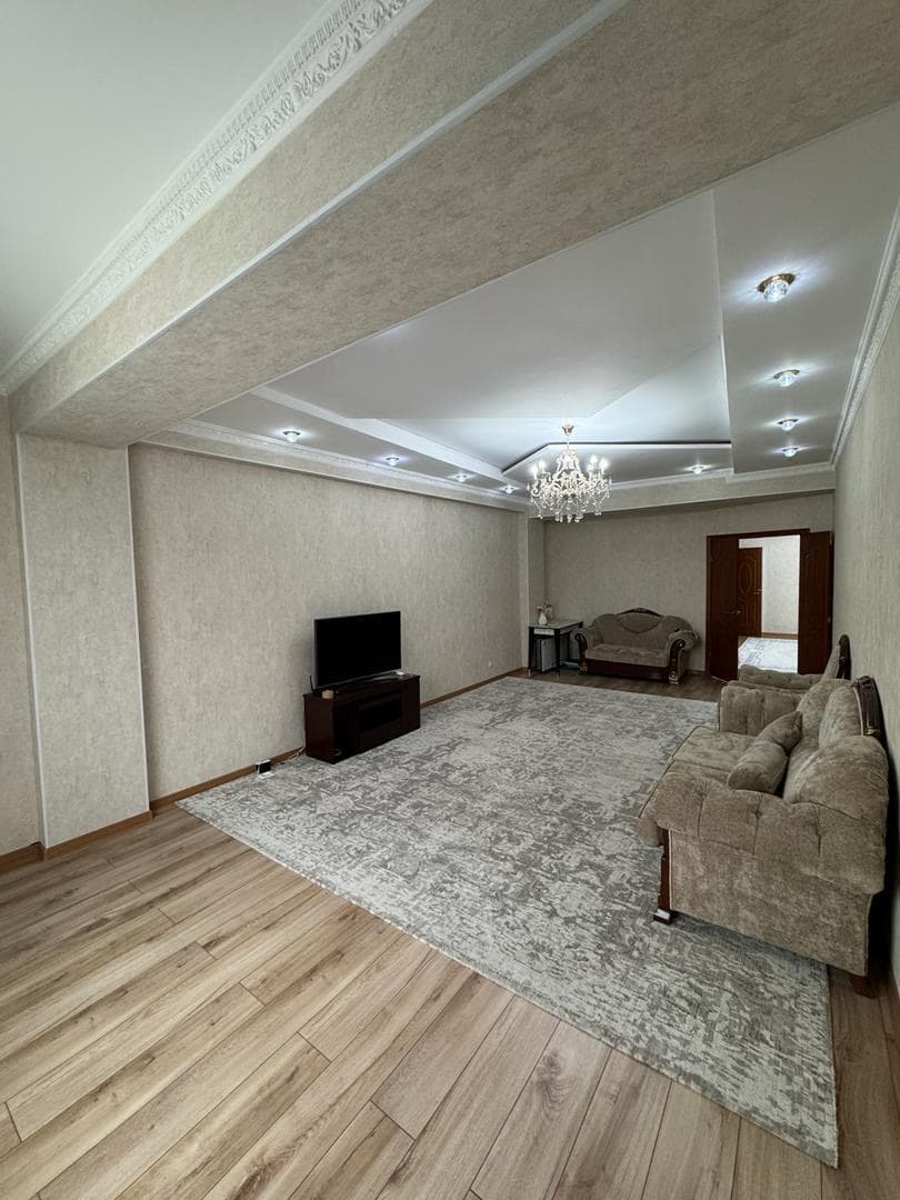 Элитка, 4 ком, 170 м2, этаж 5/10, ж/к Байтур, Сост: Евроремонт - фото 36