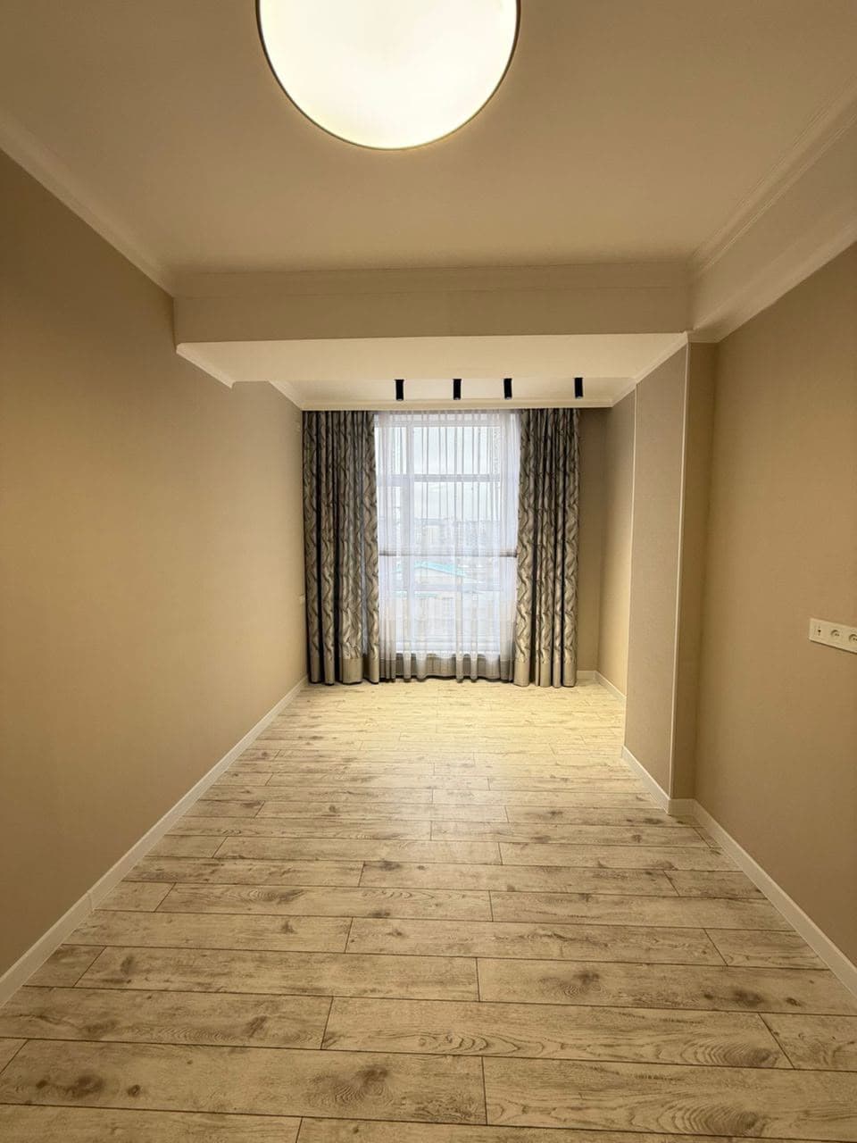 Продажа, Элитка, 3 ком, 86 м2, этаж 9/16, ж/к Aalam City, Сост: Евроремонт - фото 2
