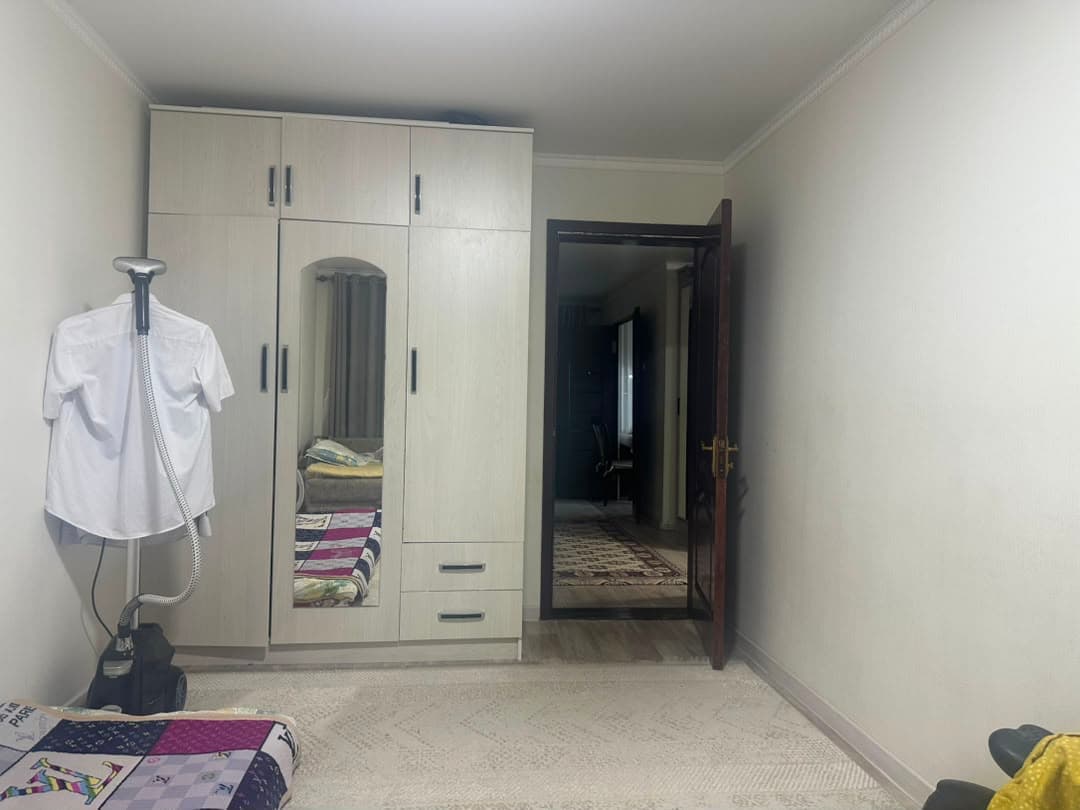 Продажа, Хрущёвка, 2 ком, 43 м2, этаж 1/4, Сост: Евроремонт - фото 1