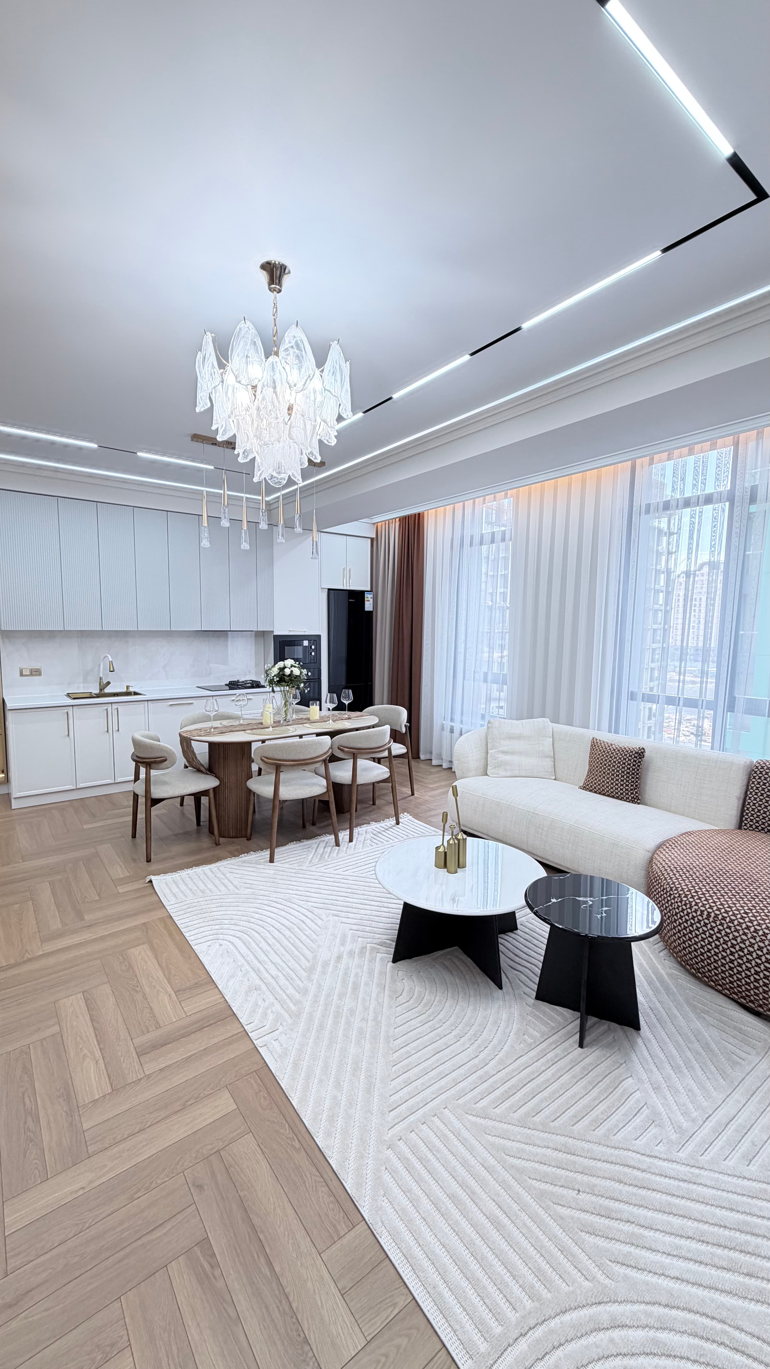 Элитка, 3 ком, 80 м2, этаж 10/14, ж/к Нью-Йорк сити (New York city), Сост: Евроремонт - фото 2