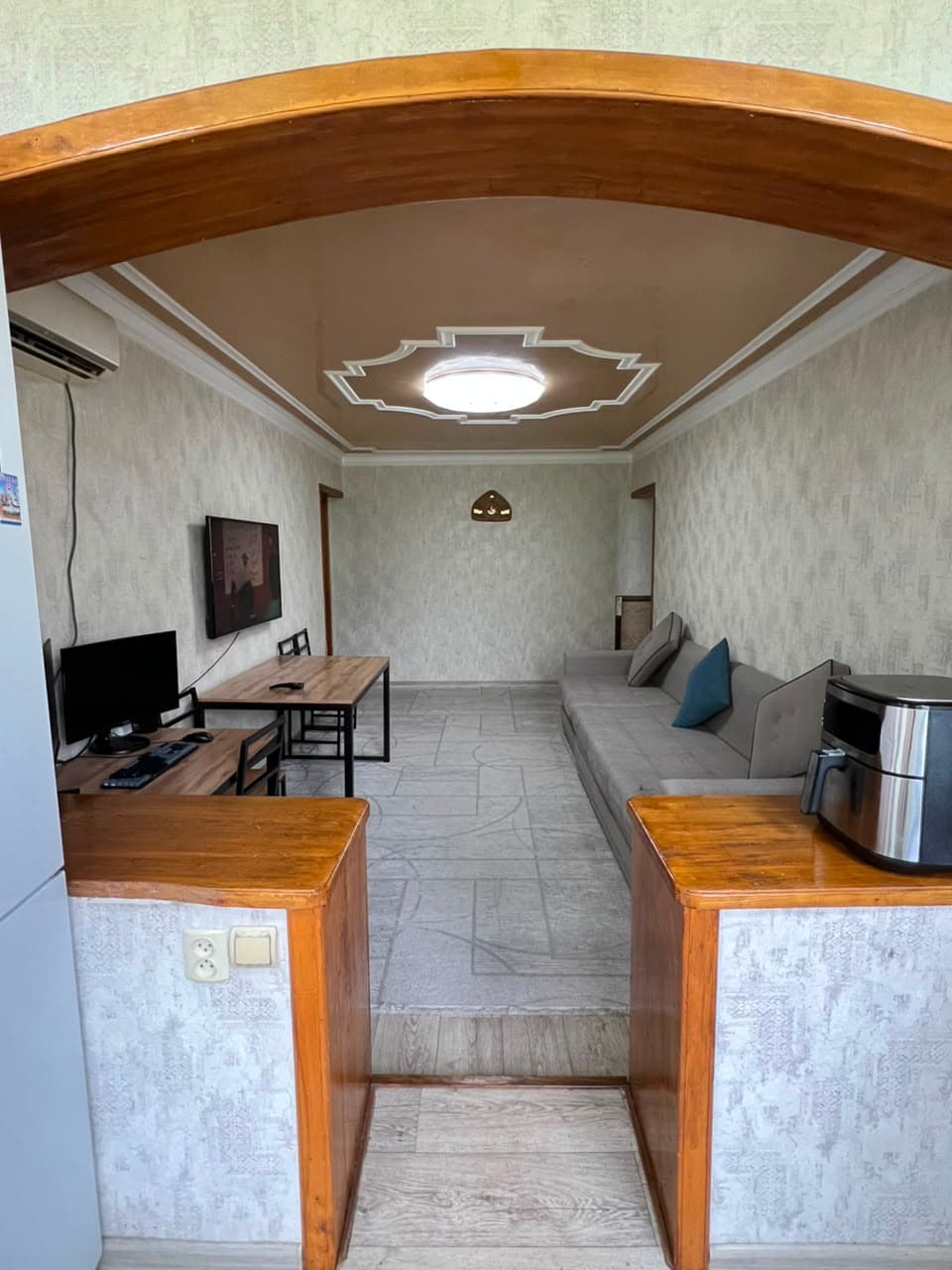 3 ком, 104 серия, 58 м2, этаж 4/4, Сост: Среднее