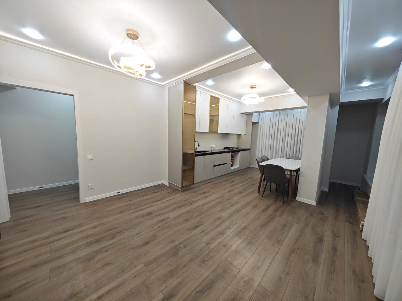 Продажа, Элитка, 3 ком, 75 м2, этаж 11/12, ж/к Esentai (Эсентай), Сост: Евроремонт - фото 11