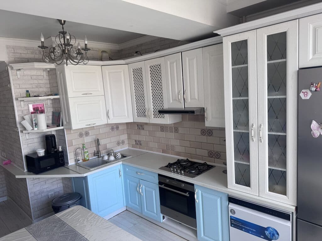 Элитка, 3 ком, 97 м2, этаж 7/12, Сост: Евроремонт - фото 8