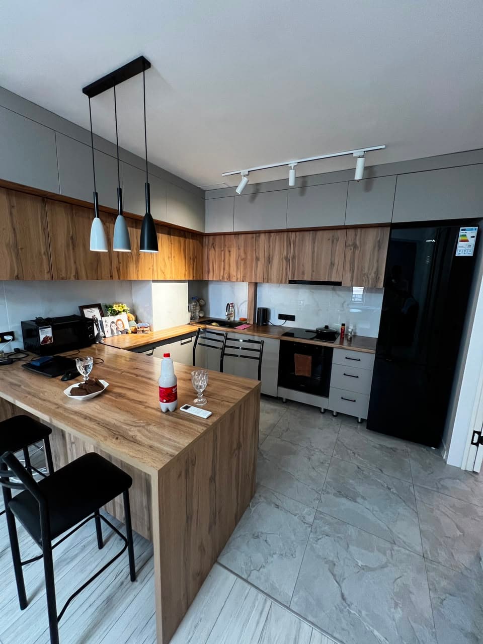 Продажа, Элитка, 2 ком, 63 м2, этаж 11/14, ж/к Гранд Виктория (Grand Victoria), Сост: Евроремонт - фото 1