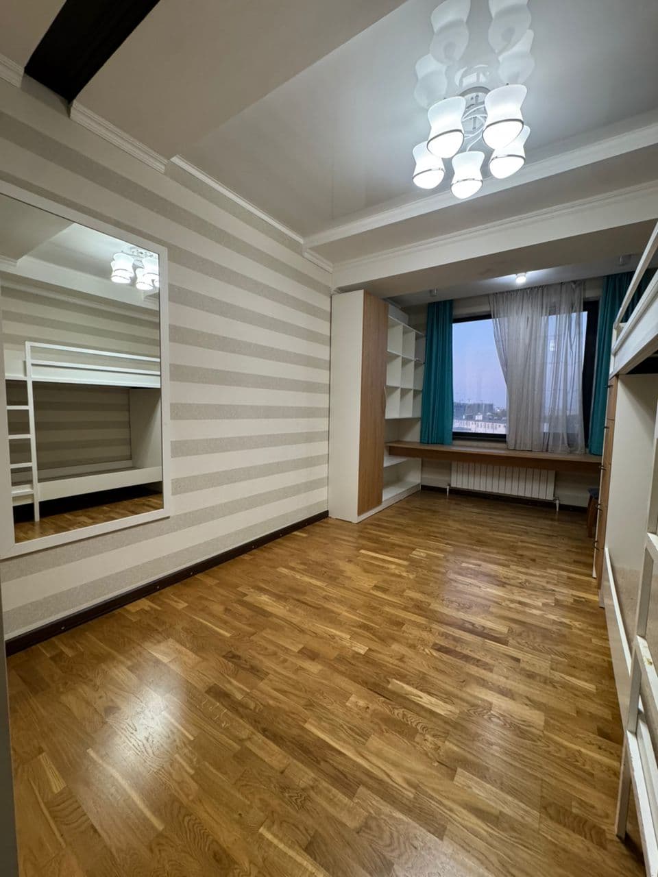 Аренда, Элитка, 4 ком, 176 м2, этаж 4/8, Сост: Евроремонт - фото 8