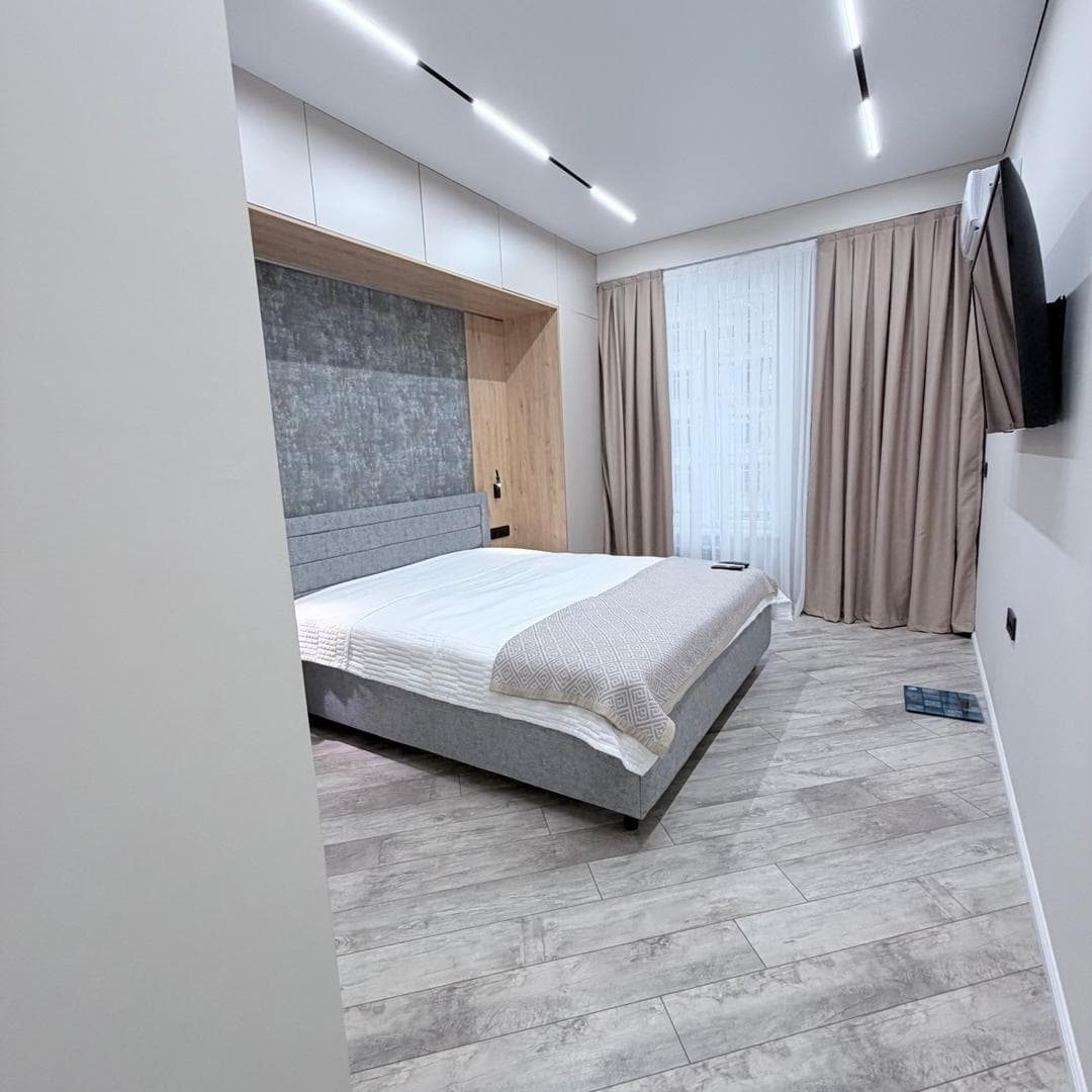Элитка, 3 ком, 103 м2, этаж 5/10, ж/к Нью-Йорк сити (New York city), Сост: Евроремонт - фото 2