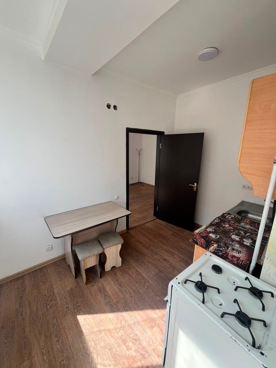 Элитка, 1 ком, 30 м2, этаж 6/8, ж/к Ала-Тоо (Ala-Too), Сост: Хорошее - фото 5