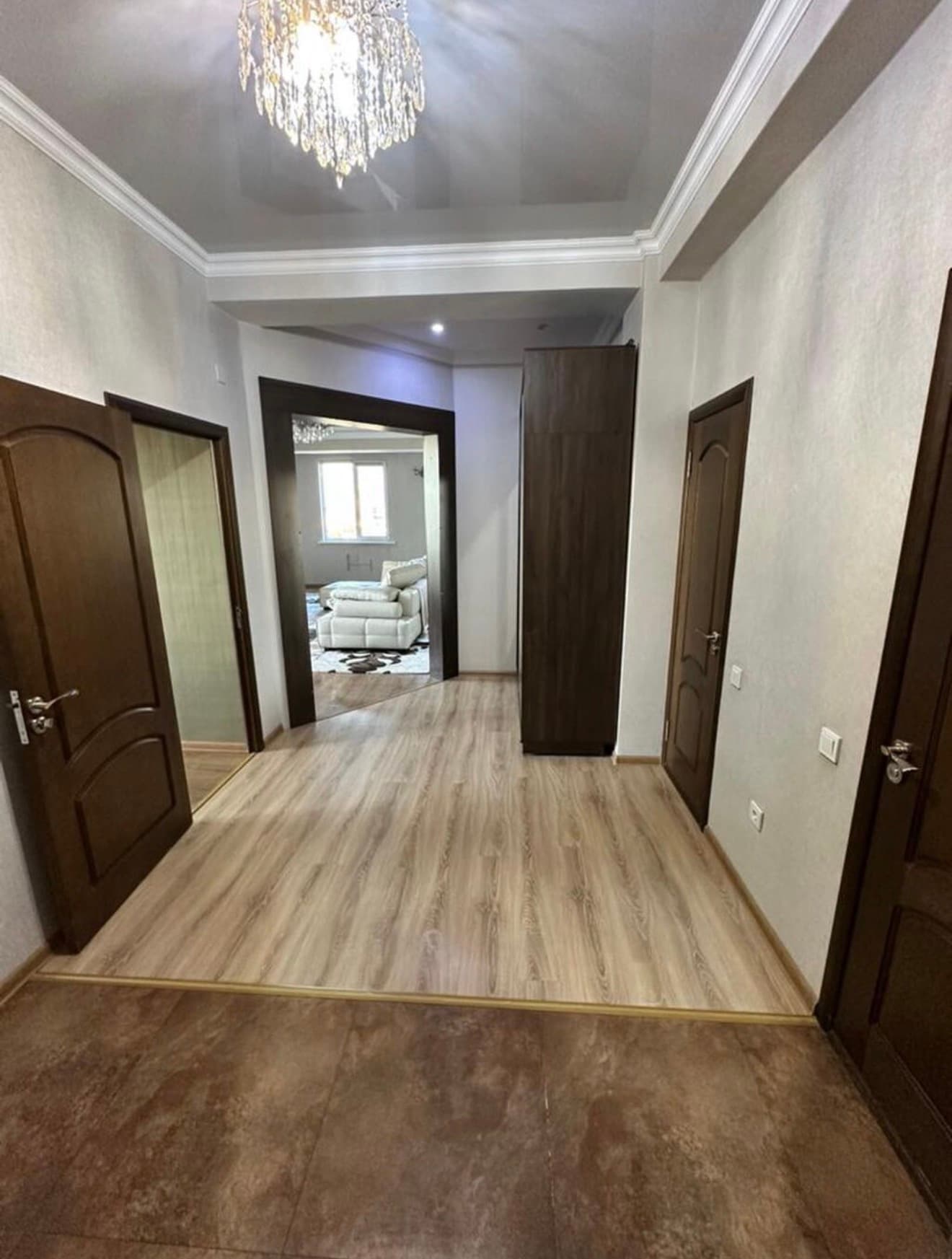 Продажа, Элитка, 3 ком, 85 м2, этаж 2/9, ж/к ОсОО Миск, Сост: Хорошее - фото 6