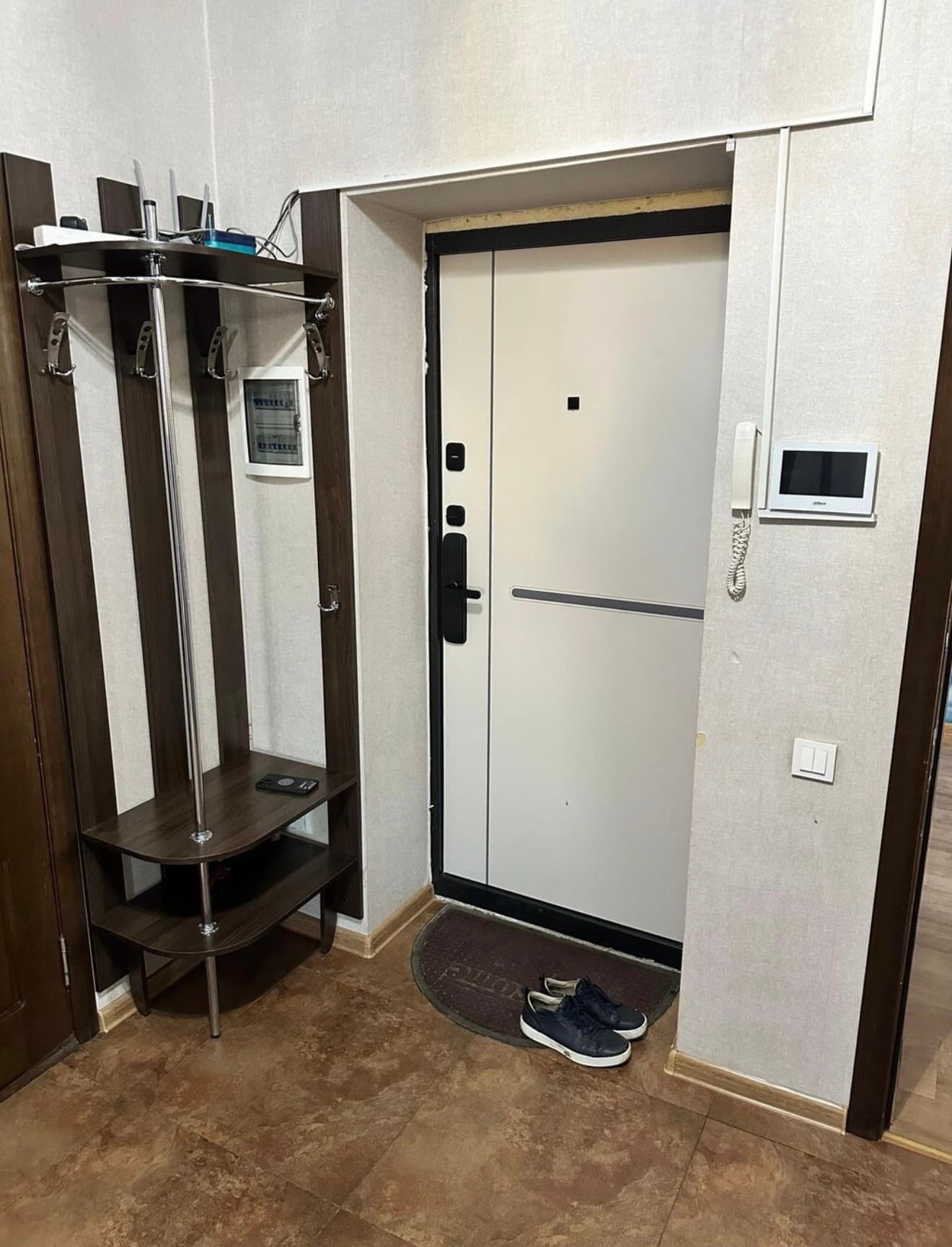 Продажа, Элитка, 3 ком, 85 м2, этаж 2/9, ж/к ОсОО Миск, Сост: Хорошее - фото 11