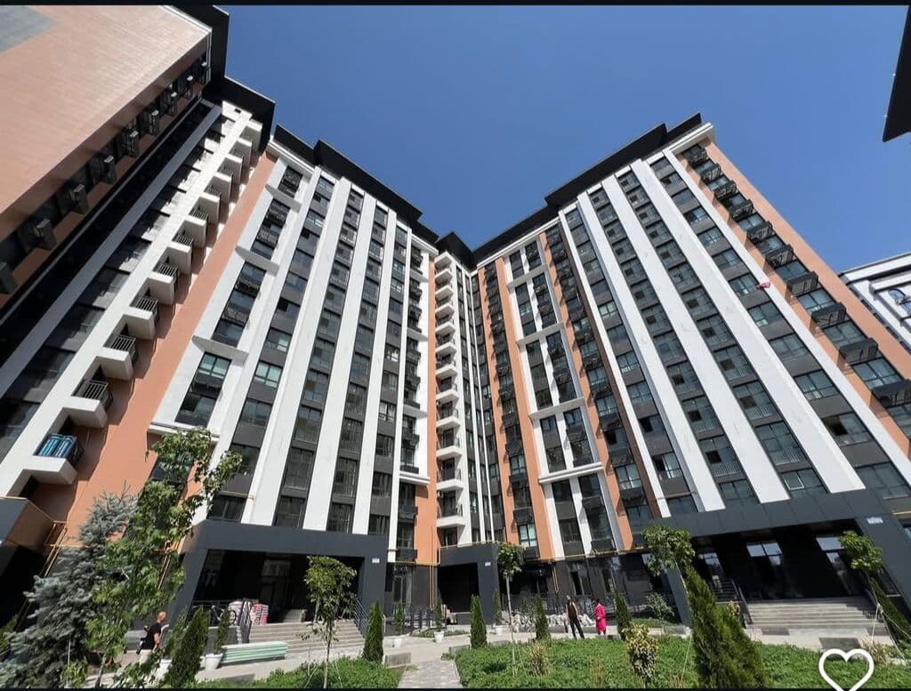 Аренда, Элитка, 3 ком, 130 м2, этаж 7/13, ж/к Нурзаман Сити (Nurzaman City), Сост: Евроремонт - фото 2