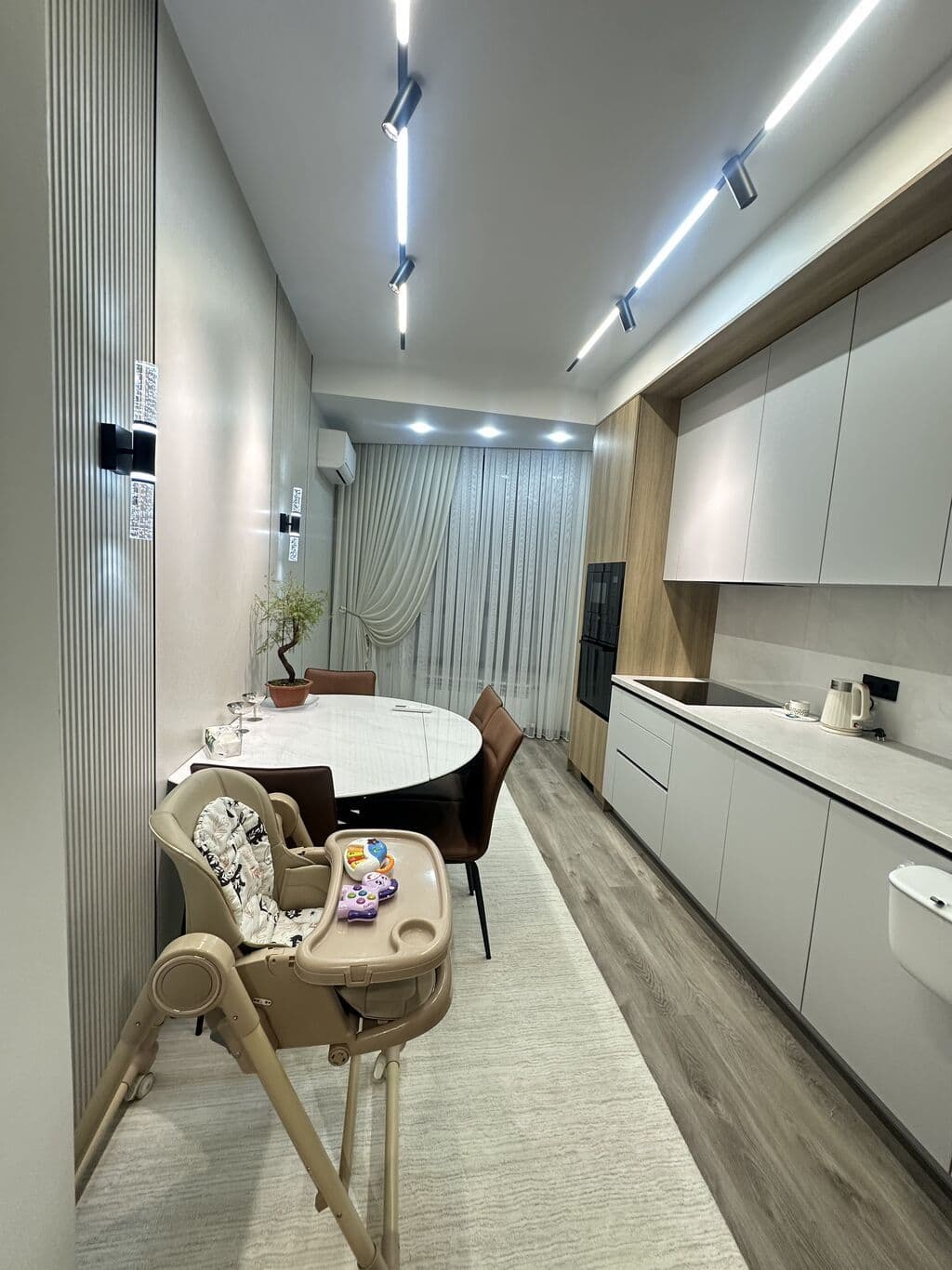 Элитка, 2 ком, 73 м2, этаж 4/14, ж/к Немецкий Квартал, Сост: Евроремонт - фото 1