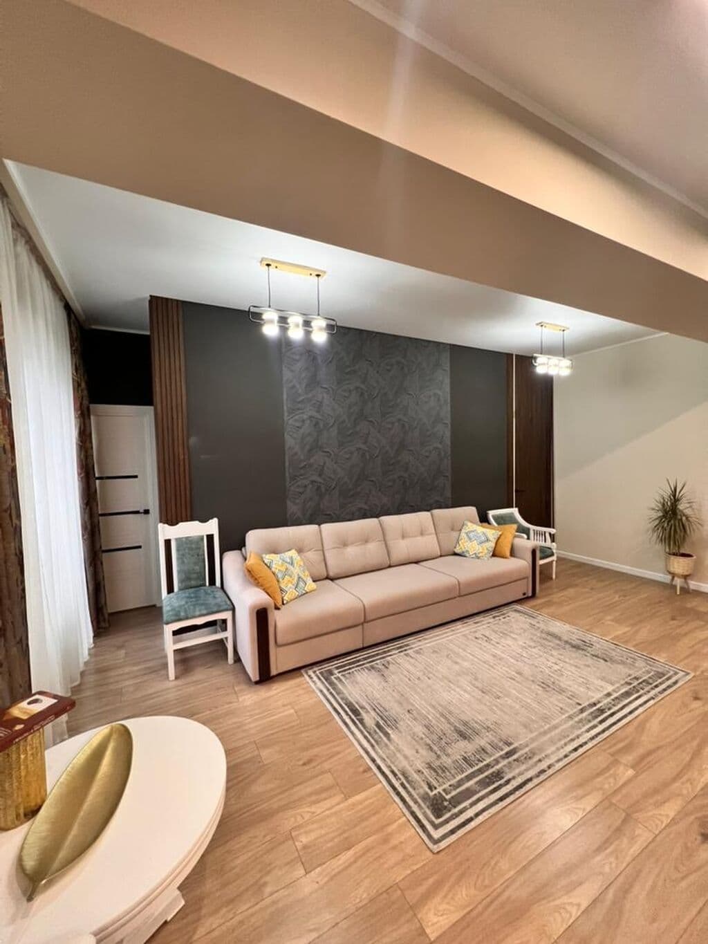 Элитка, 2 ком, 72 м2, этаж 8/10, ж/к ЖК Тамир (Tamir), Сост: Евроремонт - фото 1