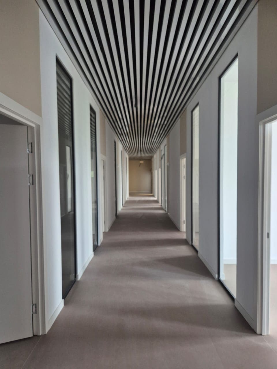 Офис, Коммерческая, 26 м2, этаж 4/10, Сост: Хорошее - фото 4