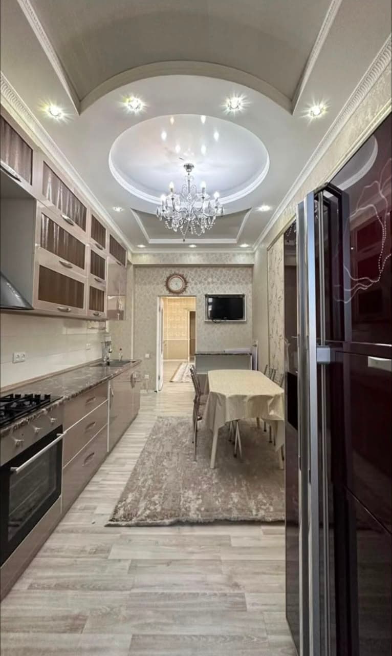 Элитка, 4 ком, 140 м2, этаж 7/10, Сост: Евроремонт - фото 10
