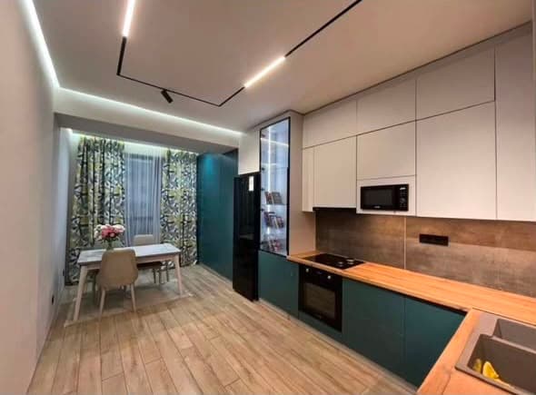 Элитка, 46 м2, этаж 6/14, ж/к Кап Строй Сити (Capstroy City), Сост: Евроремонт