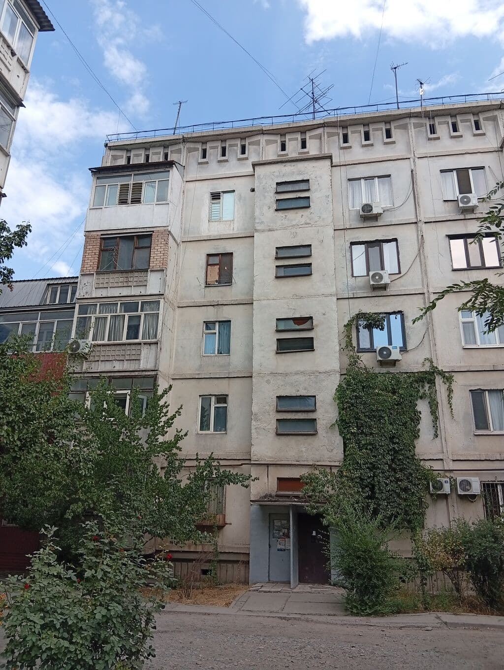 Продажа, 105 серия, 1 ком, 33 м2, этаж 5/5, Сост: Среднее