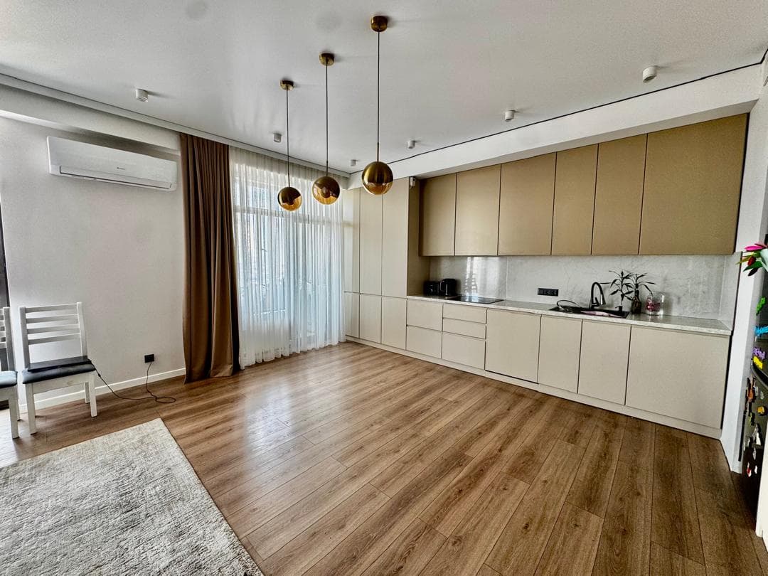 Продажа, Элитка, 3 ком, 118 м2, этаж 4/7, ж/к Памир Резиденс, Сост: Евроремонт - фото 1