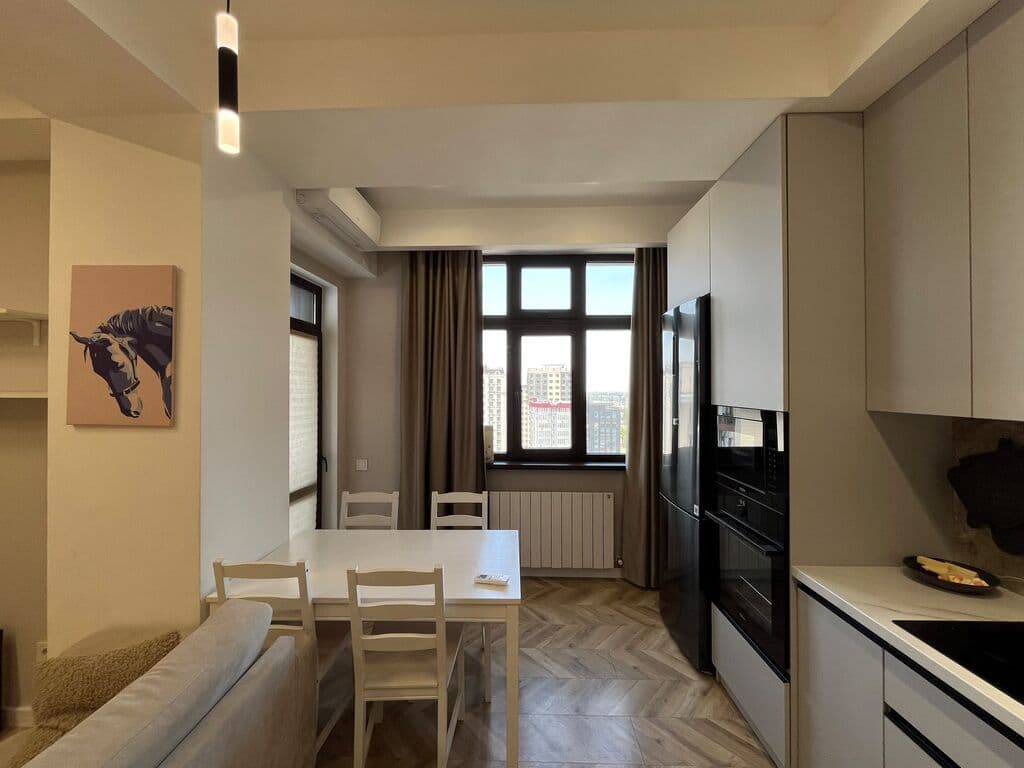 Элитка, 2 ком, 80 м2, этаж 12/14, ж/к Гранд Виктория (Grand Victoria) - фото 1