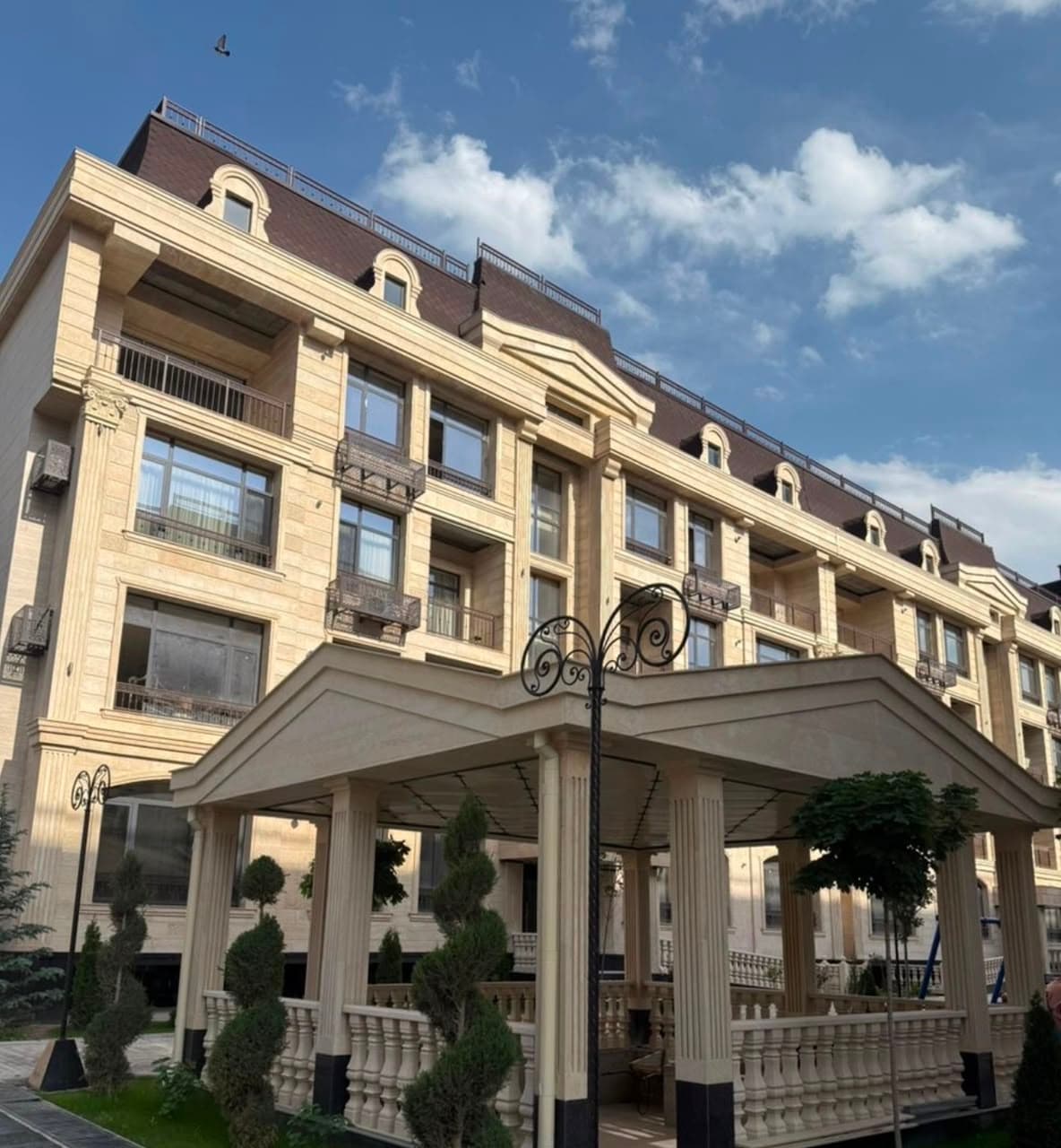 Элитка, 3 ком, 98.1 м2, этаж 1/3, ж/к Ницца Резиденс (Nitca Residence), Сост: Строящийся ПСО - фото 2
