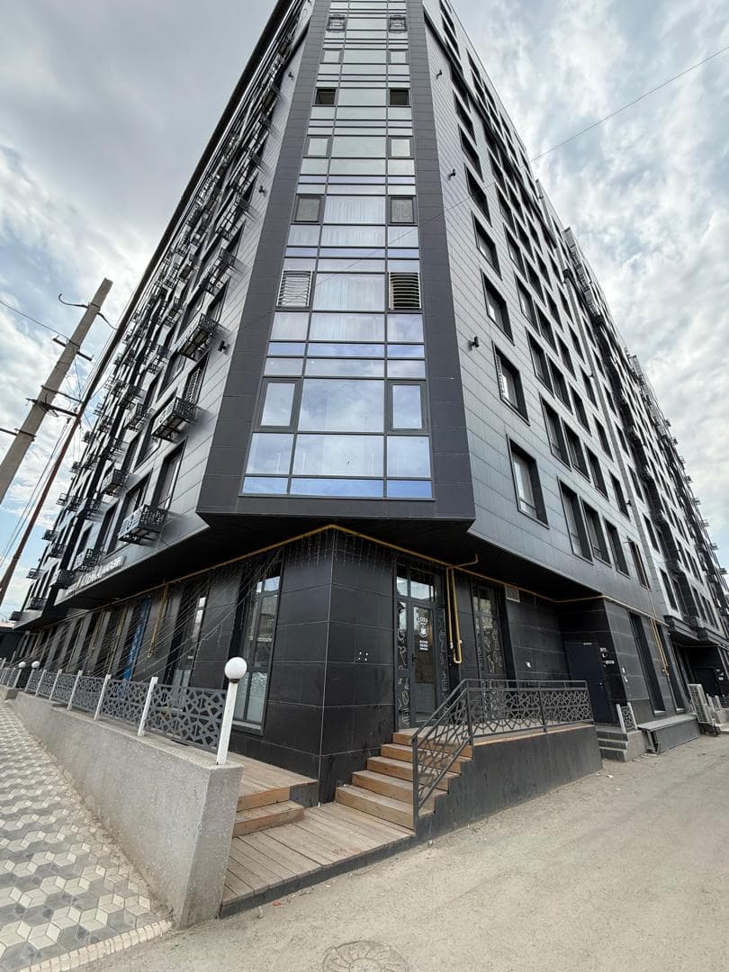 Продажа, Офис, Коммерческая, 163 м2, этаж 1/10, Сост: Евроремонт - фото 1