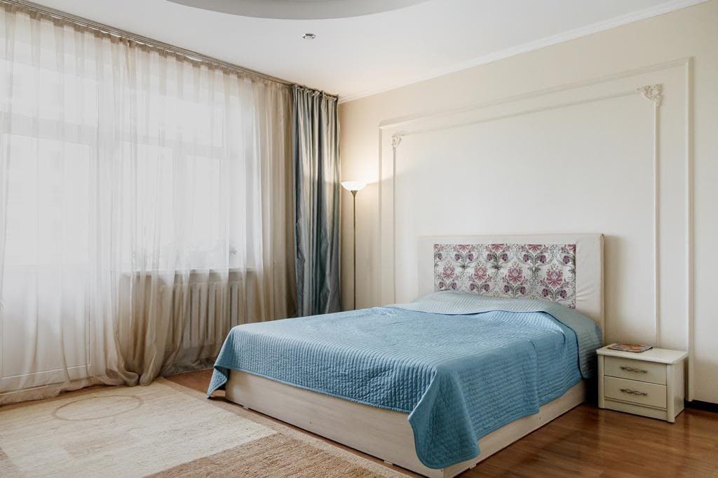 Элитка, 4 ком, 146 м2, этаж 3/10, Сост: Евроремонт