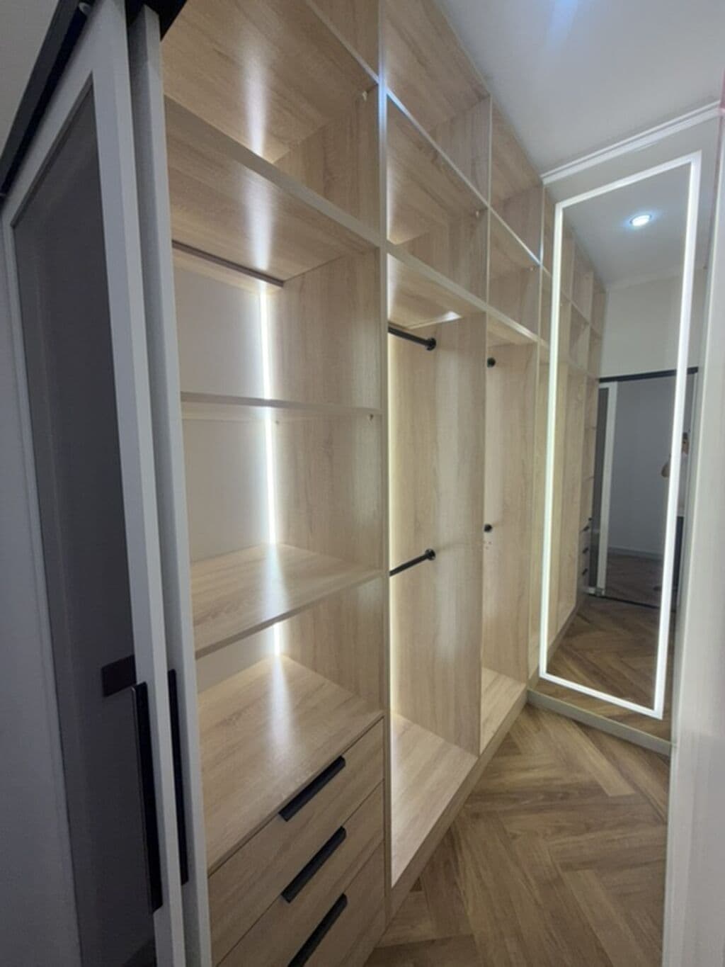 Элитка, 3 ком, 95 м2, этаж 3/9, ж/к Сейтек, Сост: Евроремонт - фото 12