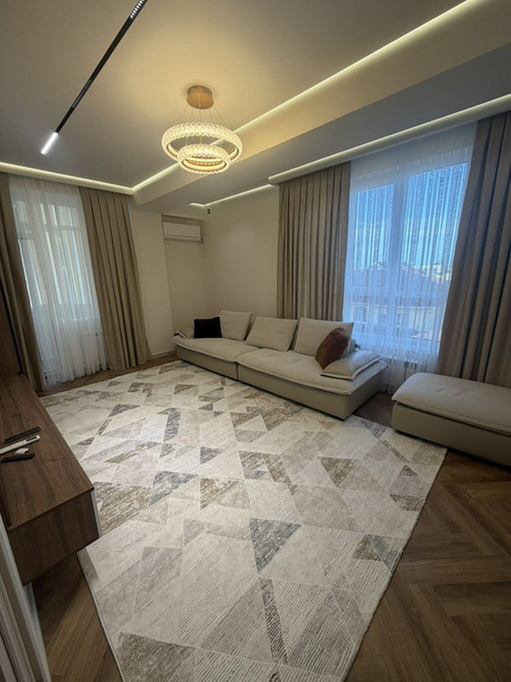 Элитка, 3 ком, 95 м2, этаж 3/9, ж/к Сейтек, Сост: Евроремонт - фото 13