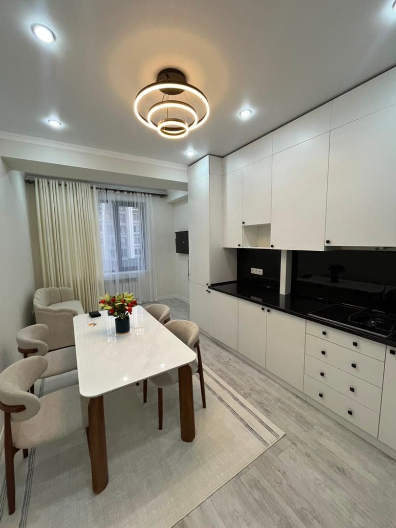 Элитка, 2 ком, 52 м2, этаж 5/12, ж/к Кап Строй Сити (Capstroy City), Сост: Евроремонт - фото 4