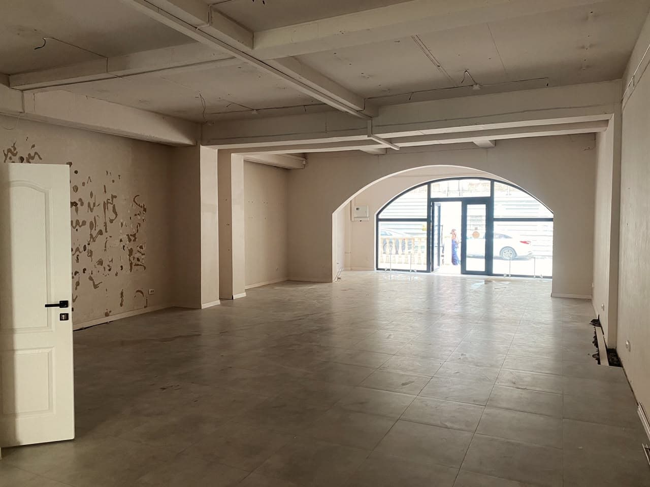 Коммерческая, 140 м2, этаж 1/8, Сост: Хорошее - фото 1