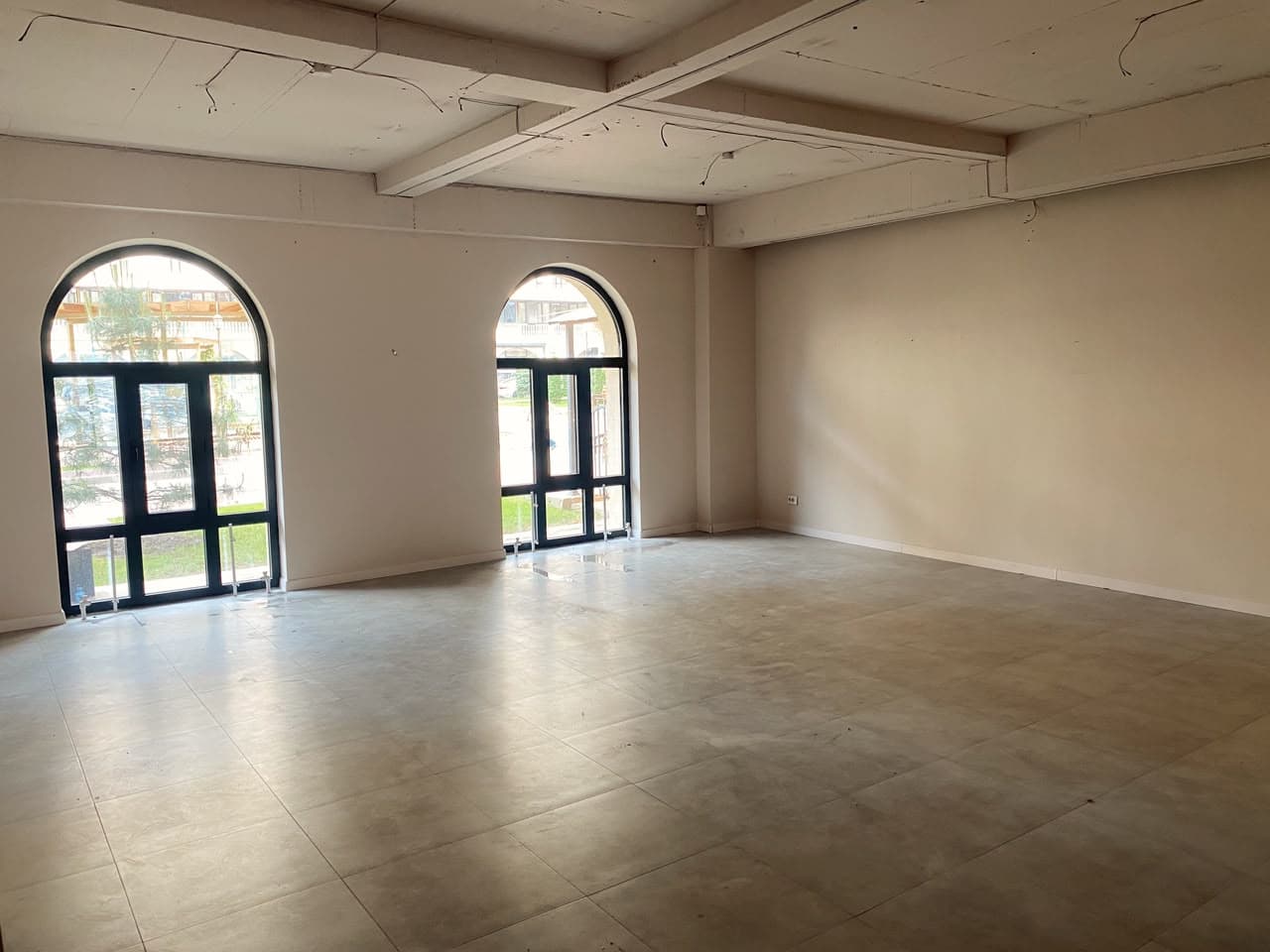 Коммерческая, 140 м2, этаж 1/8, Сост: Хорошее - фото 2