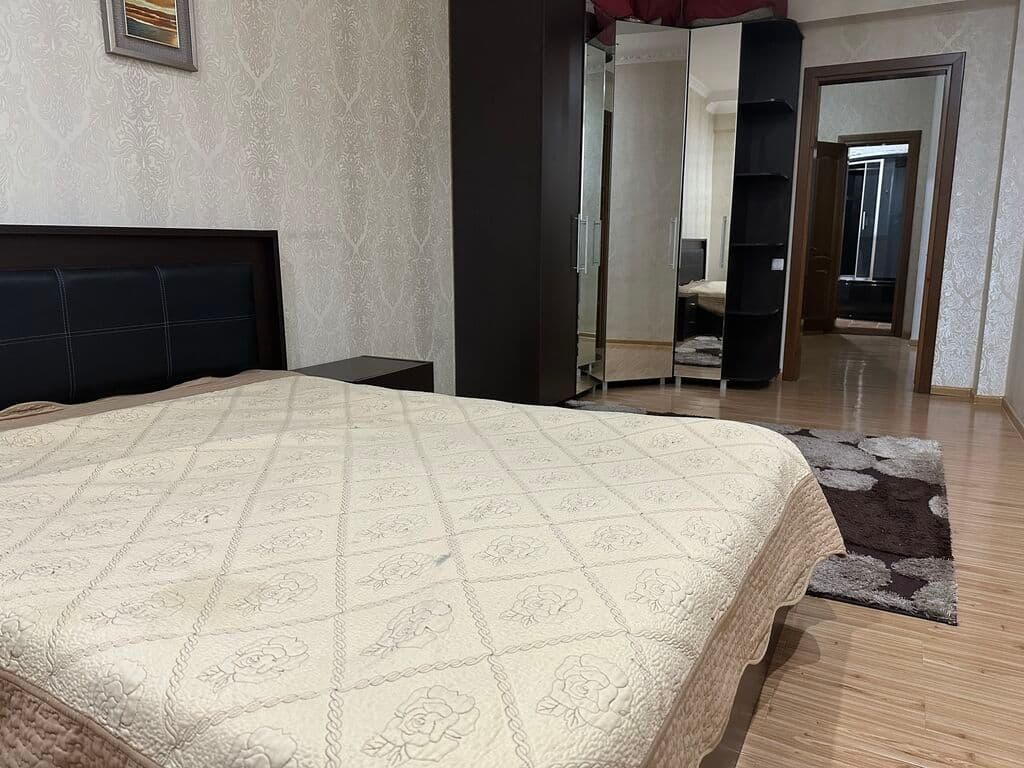 Элитка, 2 ком, 107 м2, этаж 7/13, Сост: Хорошее - фото 2