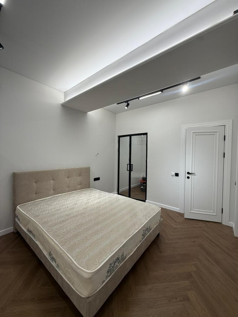 Элитка, 3 ком, 83 м2, этаж 11/15, ж/к Кап Строй Сити (Capstroy City), Сост: Евроремонт - фото 4