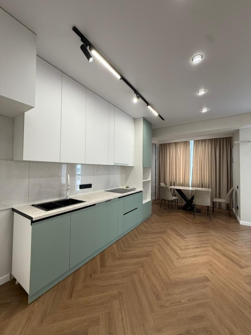 Элитка, 3 ком, 83 м2, этаж 11/15, ж/к Кап Строй Сити (Capstroy City), Сост: Евроремонт - фото 6