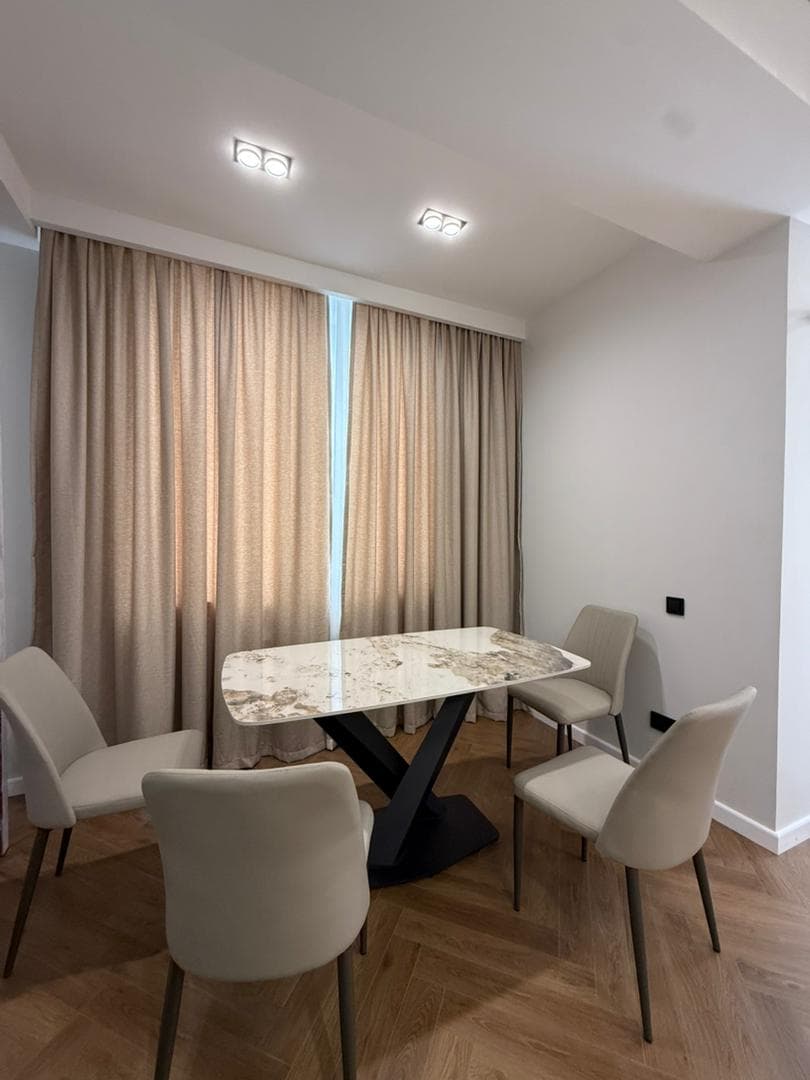 Элитка, 3 ком, 83 м2, этаж 11/15, ж/к Кап Строй Сити (Capstroy City), Сост: Евроремонт - фото 8