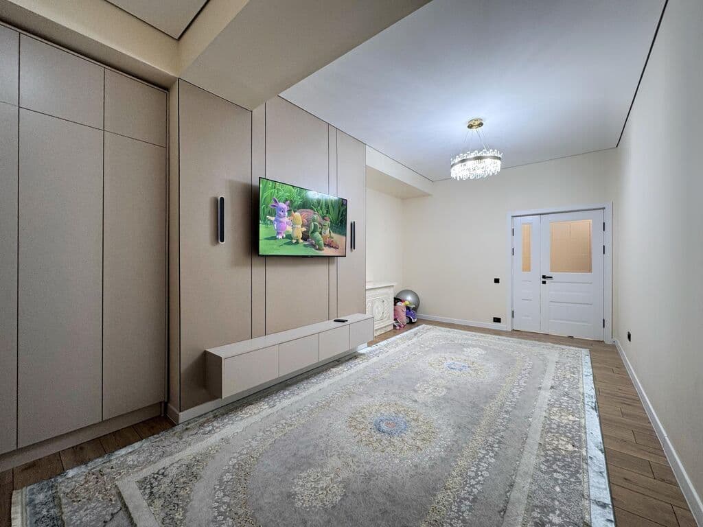 Элитка, 2 ком, 71 м2, этаж 8/13, ж/к Восточный Парк (Vostochnyi Park), Сост: Евроремонт - фото 3