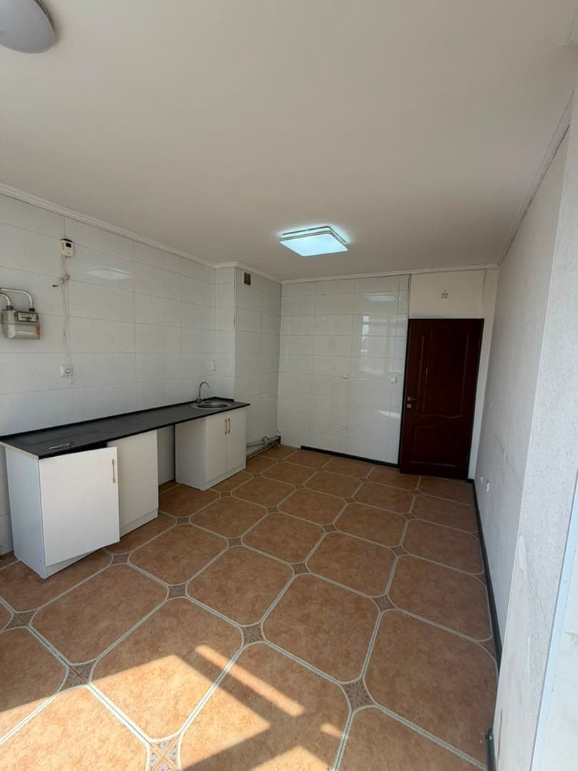 Элитка, 79.6 м2, этаж 6/9, ж/к ЖК Grand City, Сост: Среднее - фото 17