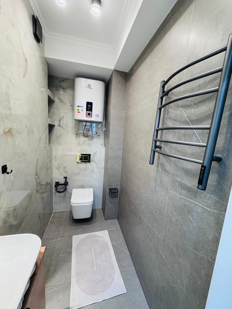 Элитка, 3 ком, 85 м2, этаж 2/15, ж/к СК Шерой, Сост: Евроремонт - фото 10