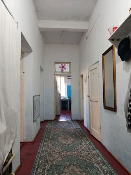 3 ком, Сталинка, 57 м2, этаж 3/3, Сост: Среднее - фото 1