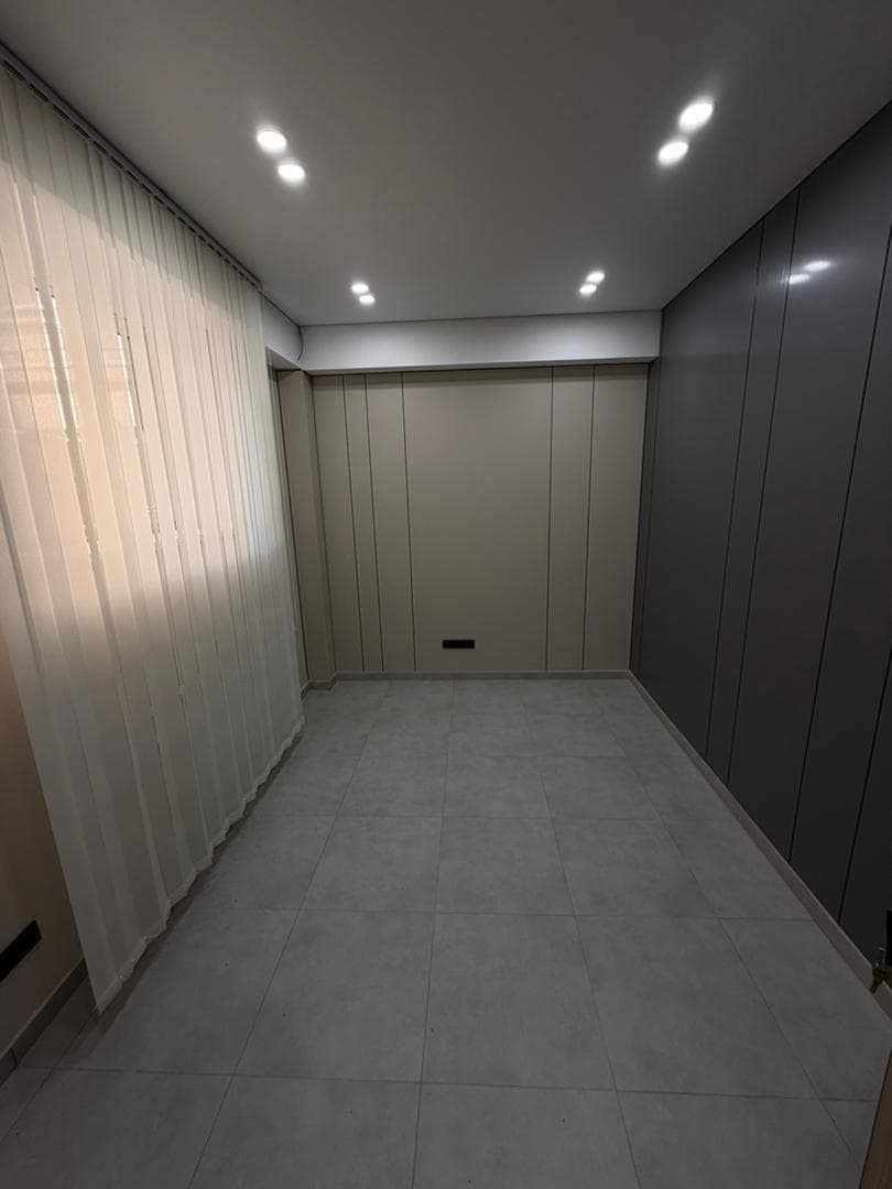 Цокольный этаж, Коммерческая, 340 м2, этаж 0/1, Сост: Евроремонт - фото 15