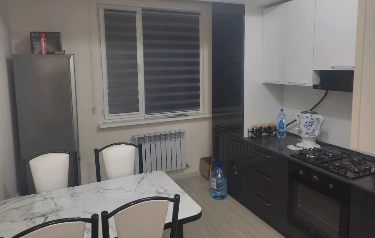 Элитка, 2 ком, 71 м2, этаж 1/9, ж/к Искендер, Сост: Евроремонт - фото 3